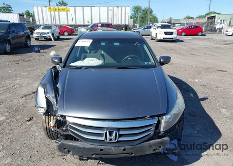2011 Honda Accord 2.4 Ex из США, поврежденный, VIN 1HGCP2F78BA064570